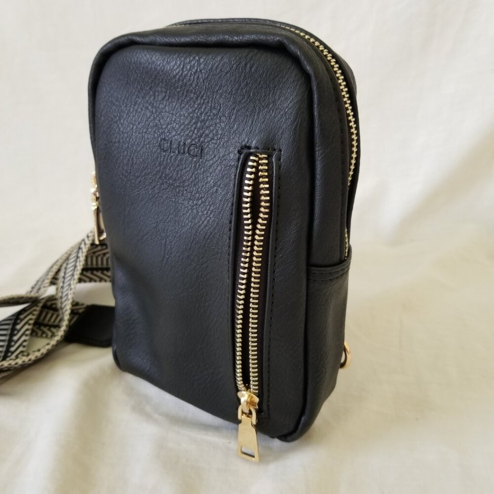 NWT! Cluci Faux Leather Shoulder Bag w/Adjustable Strap for Everyday Use! - Picture 3 of 13